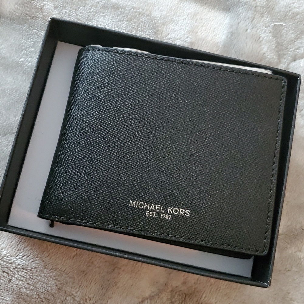 MICHAEL KORS Mens Slim Bifold Wallet NWT Black